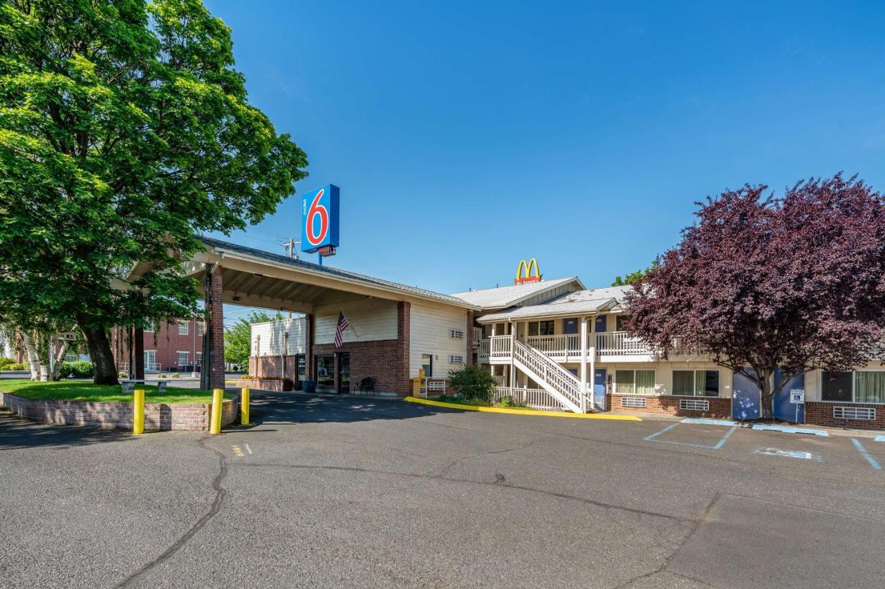 Hotel 6 Wa Clarkston